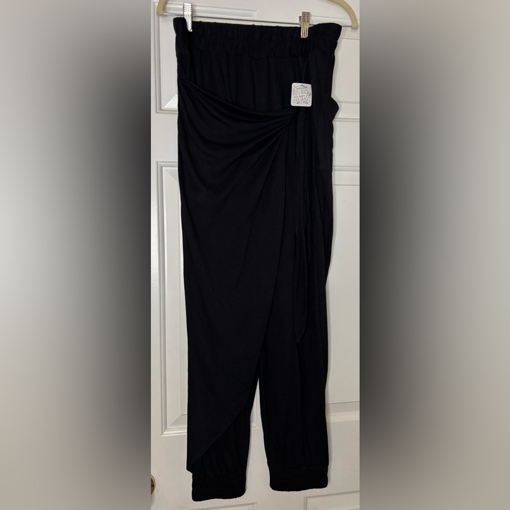 Free People Beach Jogger Pants -size Large - NWT